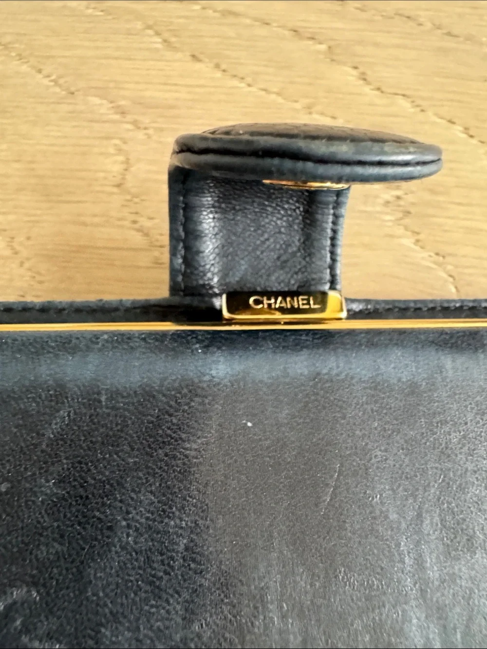 CHANEL classic card